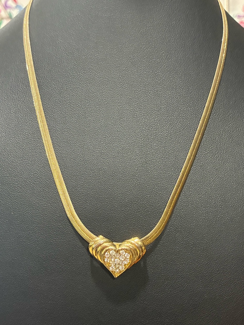 Vintage Gold Herringbone Chain Rhinestone Heart pendant necklace